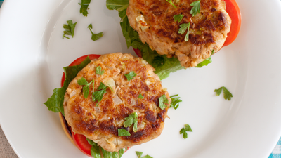 Sweet Chili Tuna Burgers